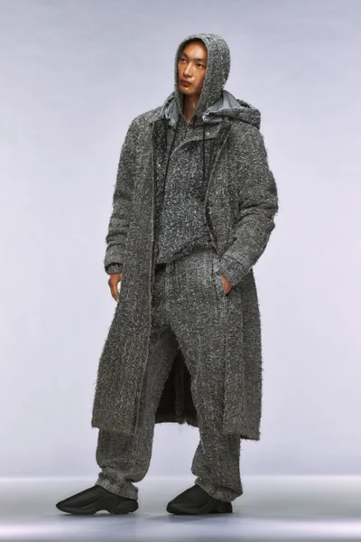 Look 10